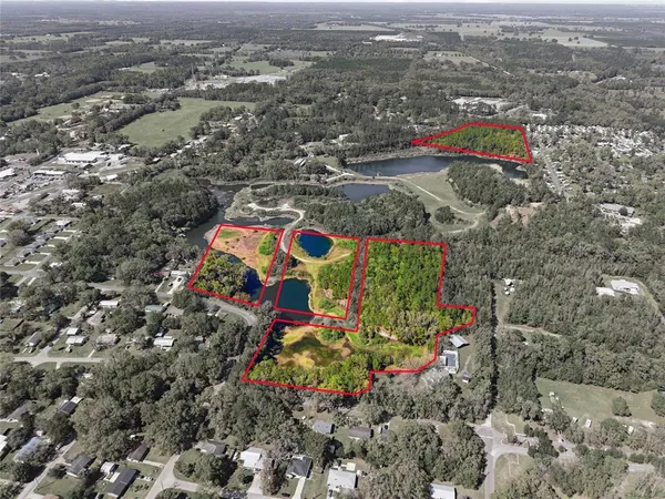 $325,000 | 1041 Northeast 6th Boulevard, Williston, FL 32696