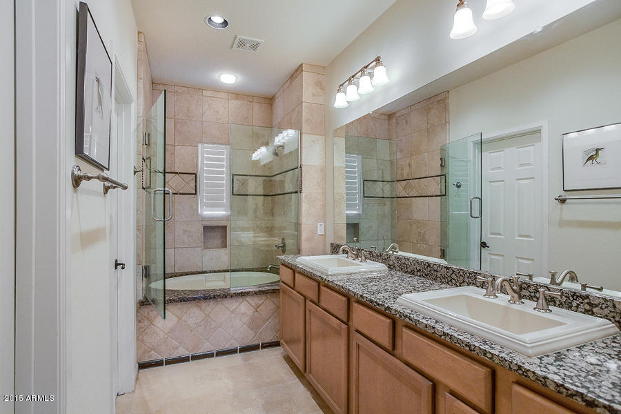 3935 East Rough Rider Road, Unit 1174 Phoenix, AZ 85050 - Photo 6 of 9 3935 E Rough Rider Unit 1174-11