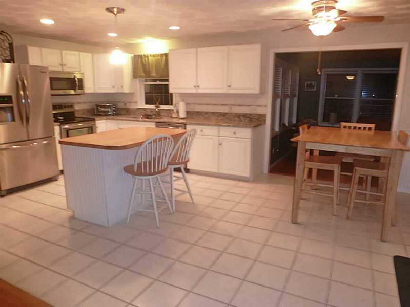 5 Waterman Farm Road Cumberland, RI 02864 - Photo 14 of 20 Kitchen.
