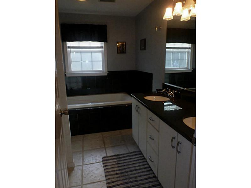 5 Waterman Farm Road Cumberland, RI 02864 - Photo 16 of 20 Bathroom.