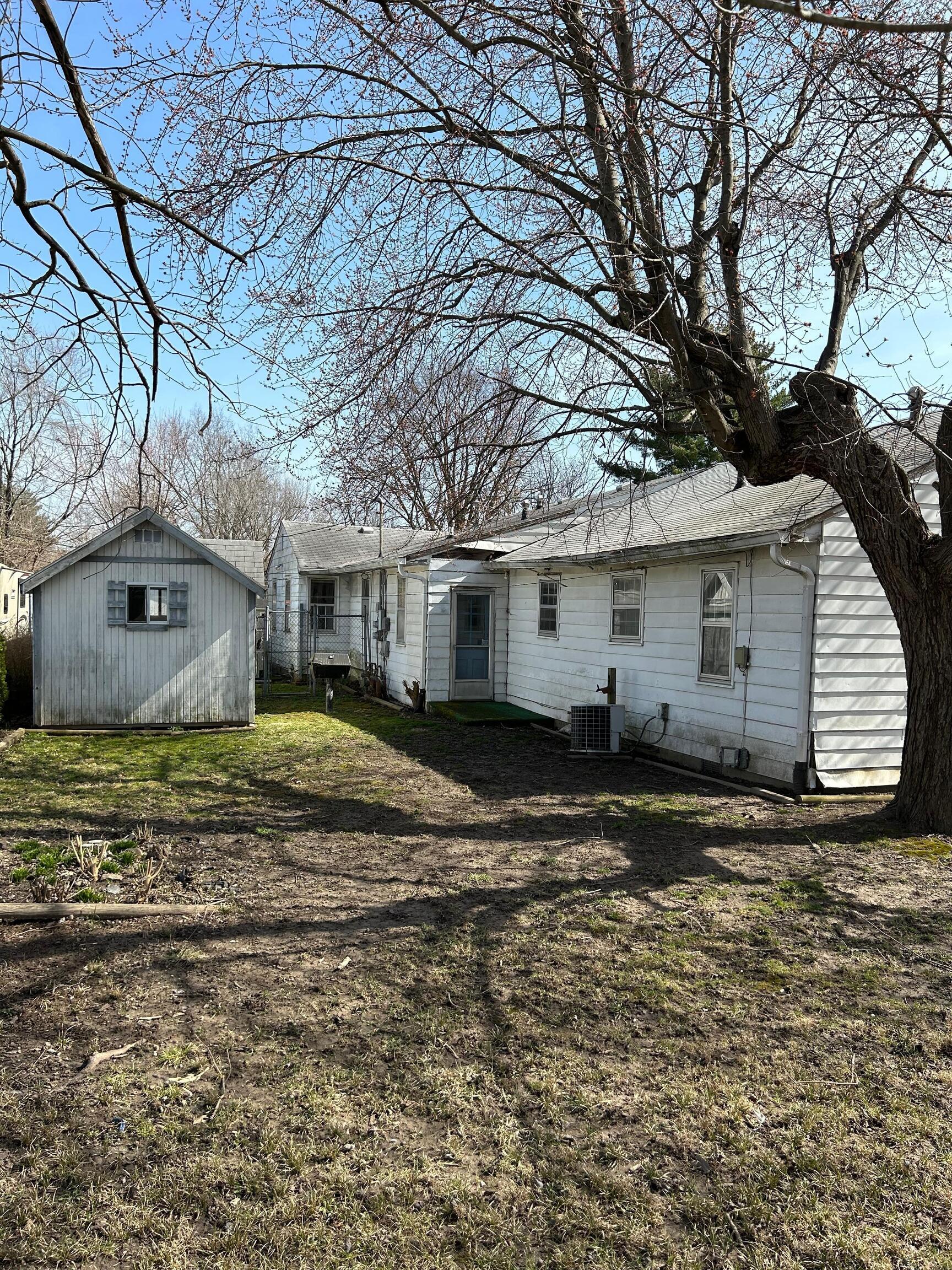 700 Center Street Franklin, IN 46131 - Photo 11 of 12
