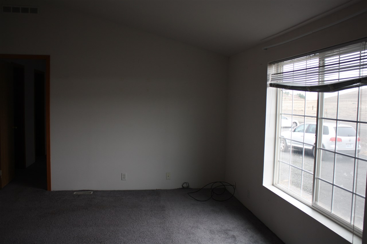 17909 West Lance Hill Road Cheney, WA 99004 - Photo 2 of 18 Gallery Image 2