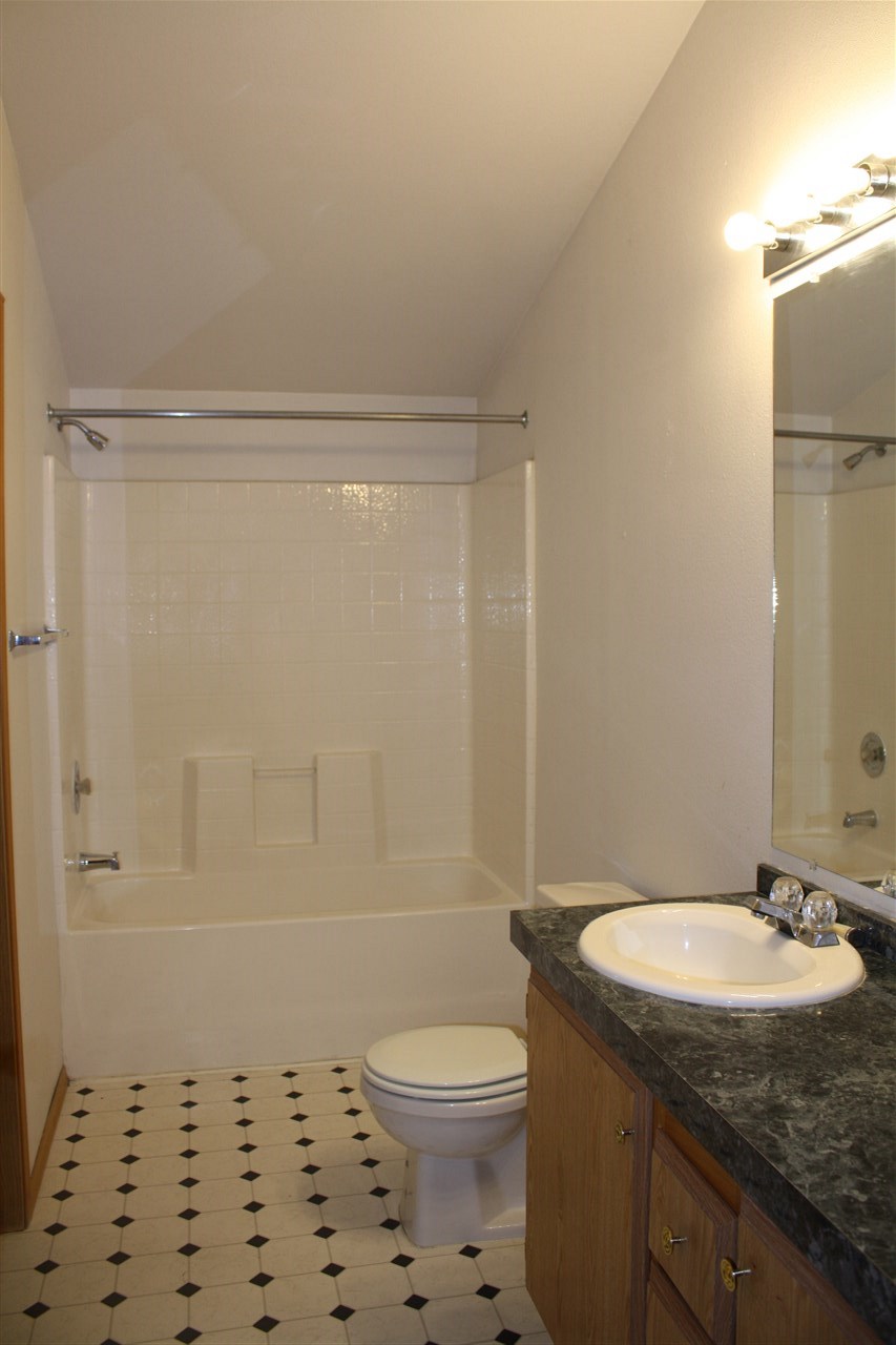 17909 West Lance Hill Road Cheney, WA 99004 - Photo 9 of 18 Gallery Image 9
