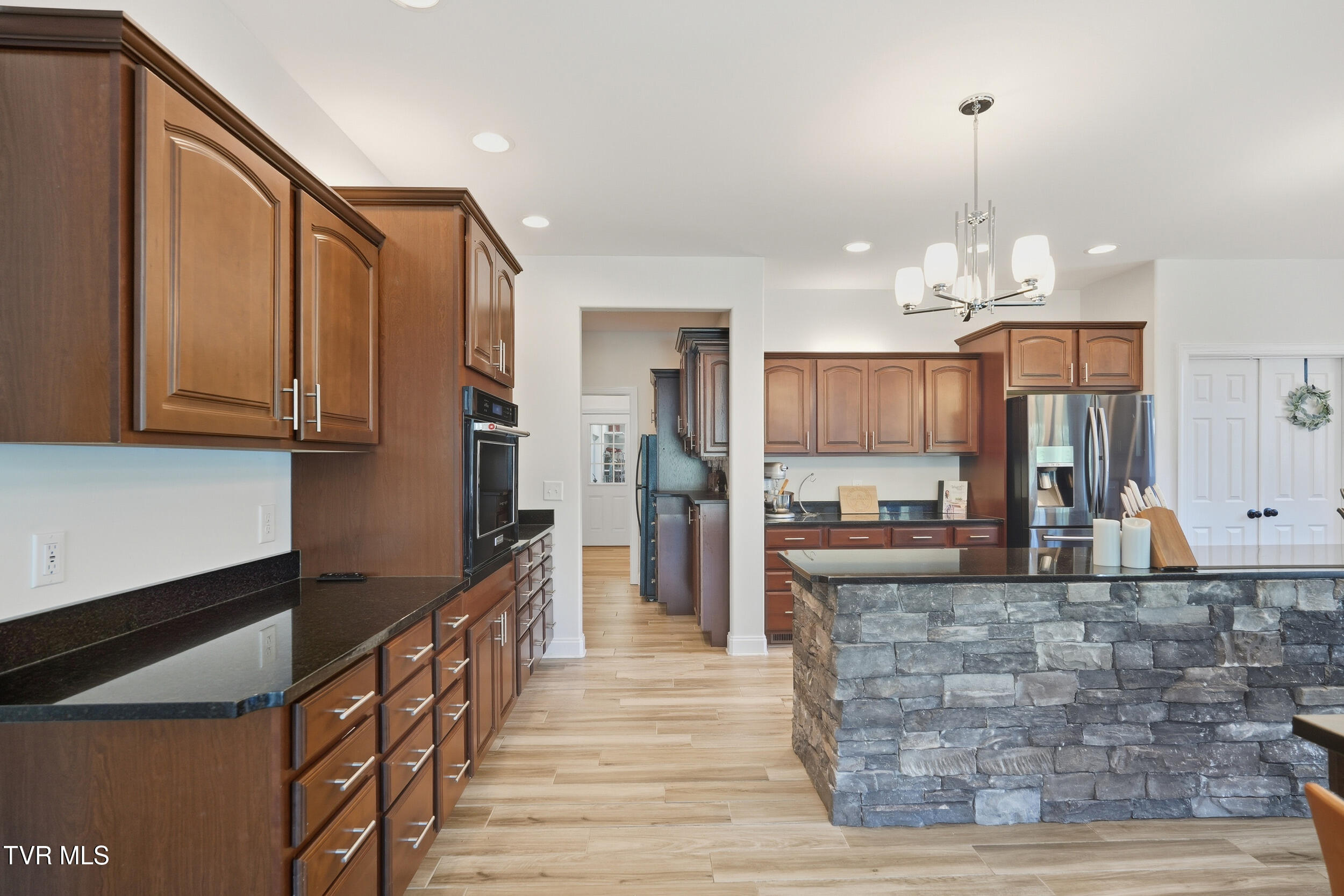 534 Buckingham Road Gray, TN 37615 - Photo 14 of 75 Kitchen