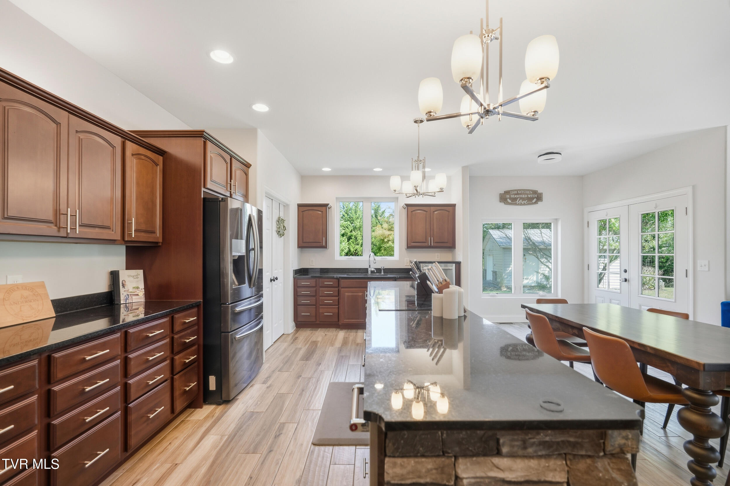 534 Buckingham Road Gray, TN 37615 - Photo 15 of 75 Kitchen