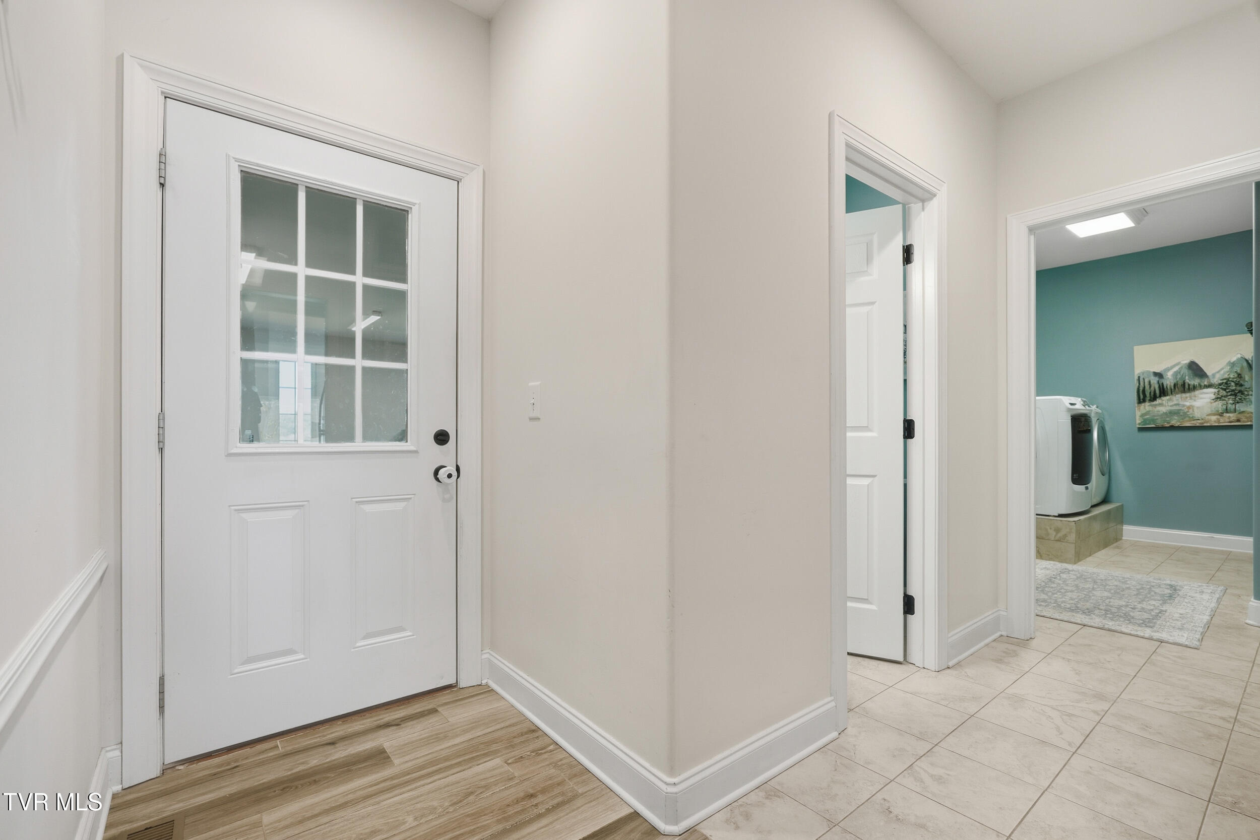 534 Buckingham Road Gray, TN 37615 - Photo 36 of 75 Main Level Mud/Powder/Laundry