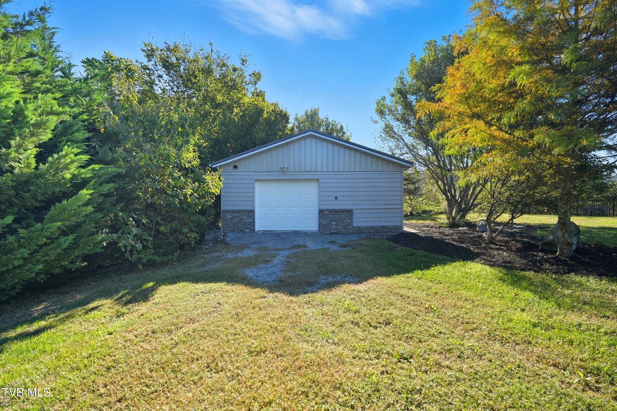 534 Buckingham Road Gray, TN 37615 - Photo 75 of 75 Detached Workshop