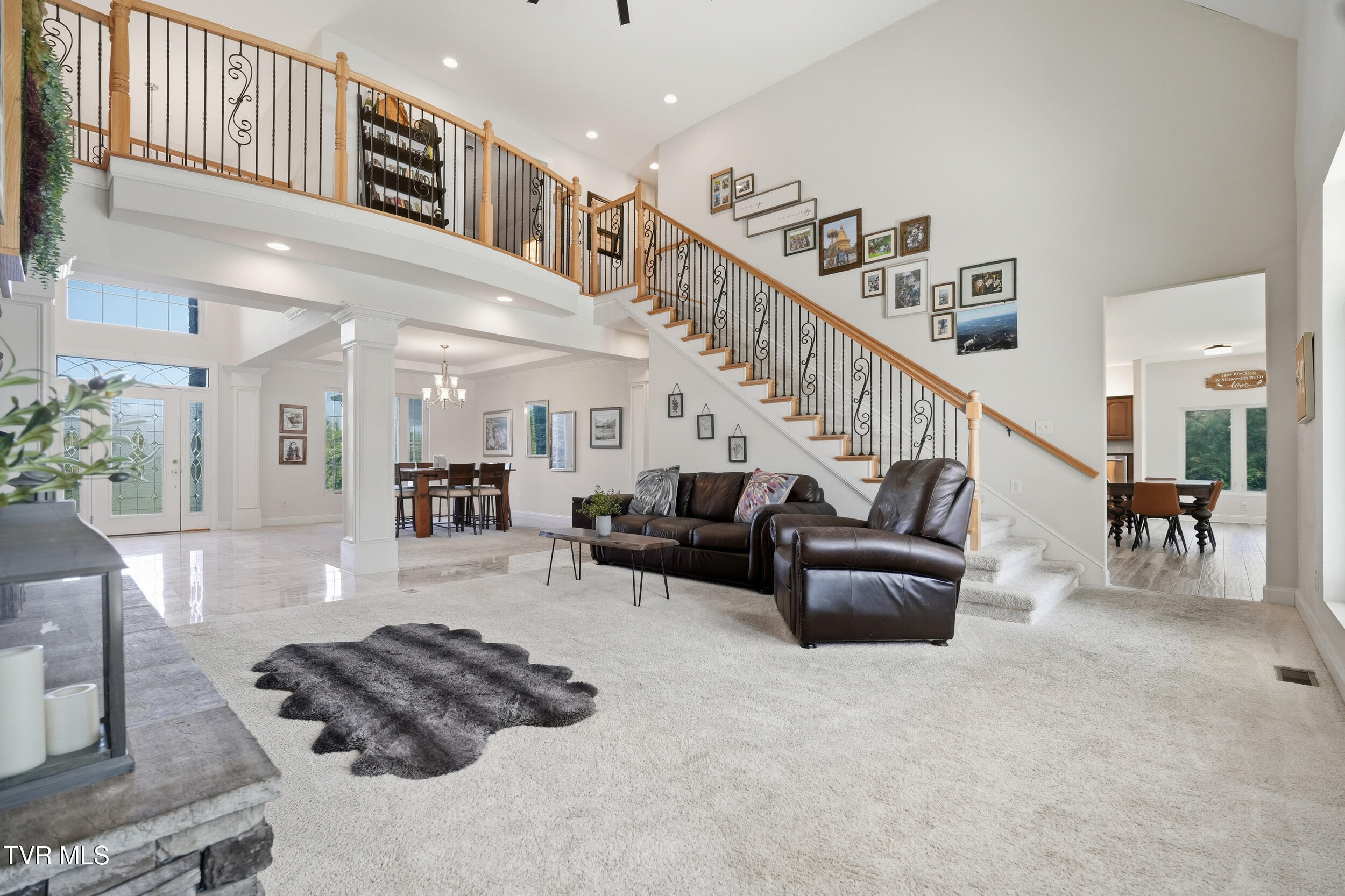 534 Buckingham Road Gray, TN 37615 - Photo 9 of 75 Living