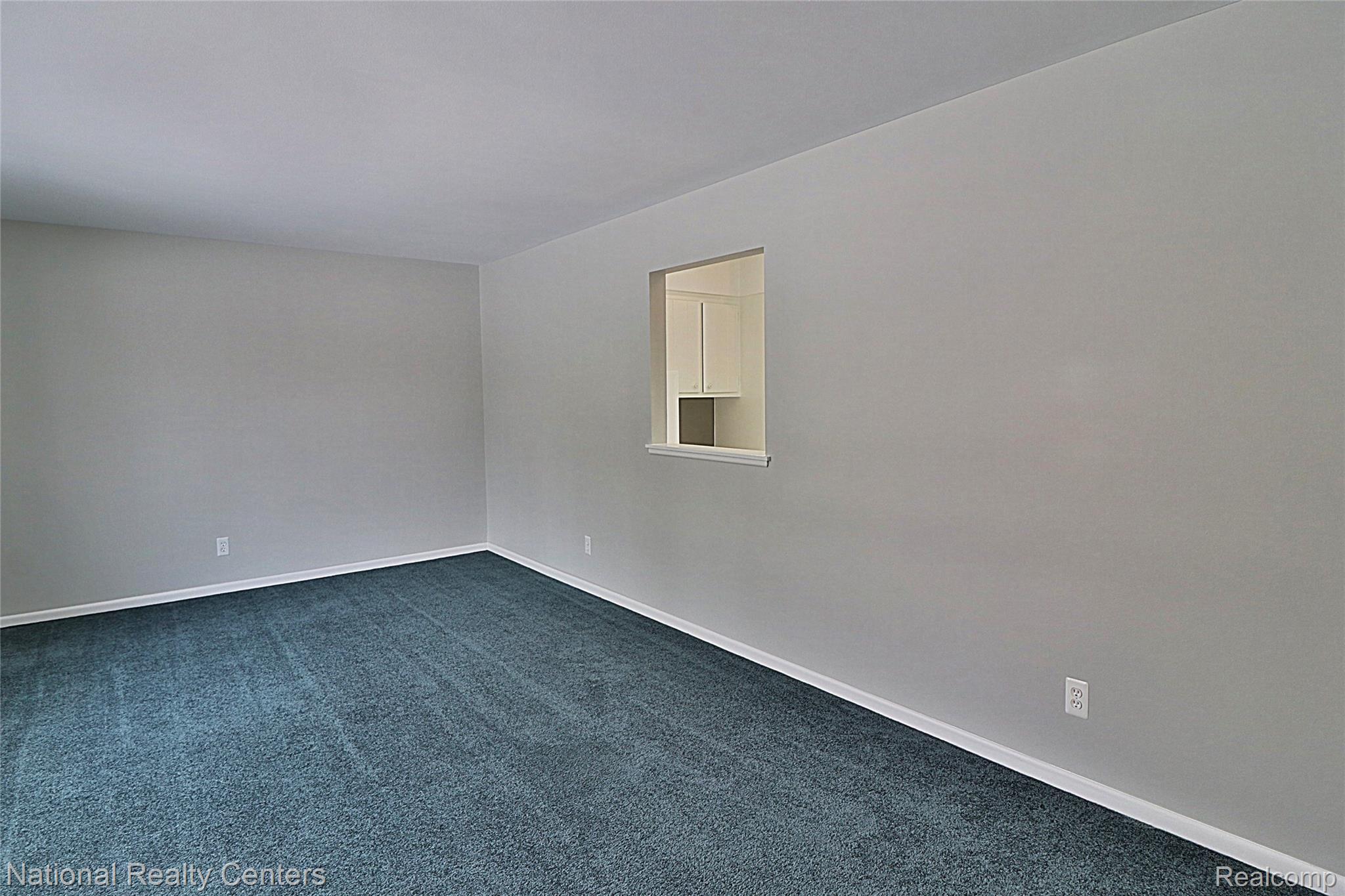 8290 Bergin Road Howell, MI 48843 - Photo 12 of 47 Living Room D