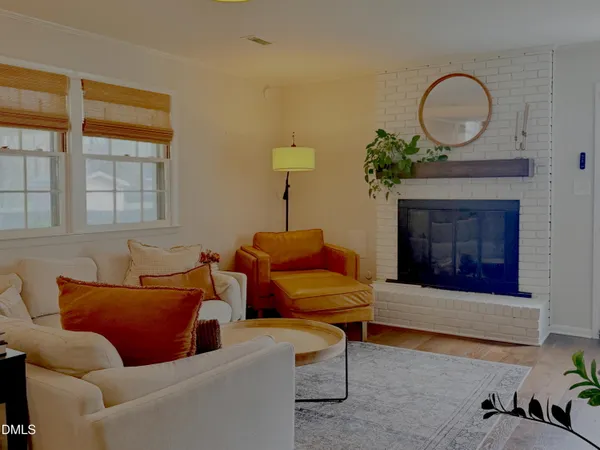 $3,100 | 1126 Manchester Drive, Cary, NC 27511