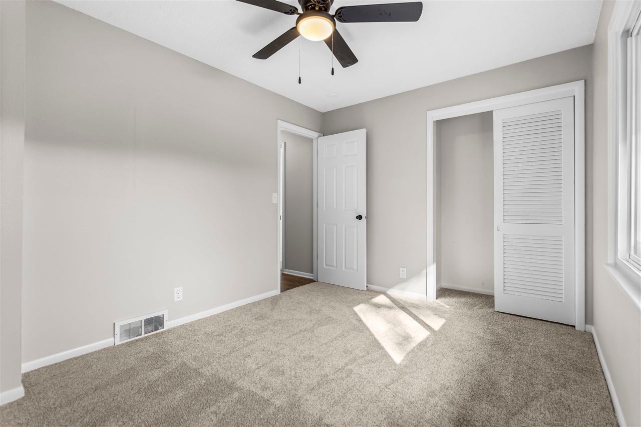 1127 Wylde Green Road Iowa City, IA 52246 - Photo 11 of 17 Gallery Image 11
