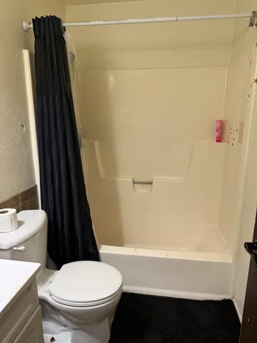 $689,900 | 2075 Imperial Lane, Green Bay, WI 54302