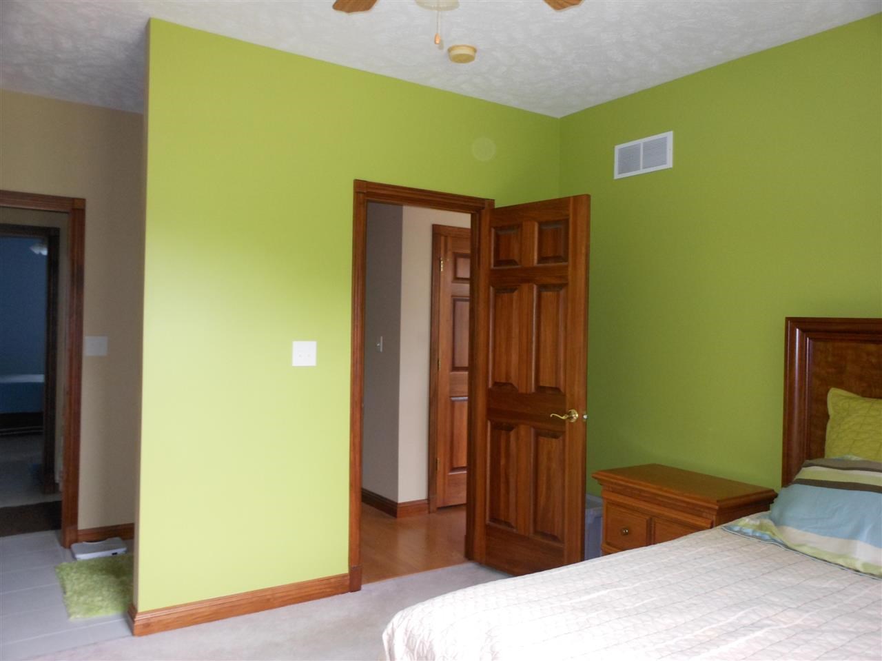 10101 Hillside Road Evansville, IN 47720 - Photo 16 of 30 Gallery Image 16