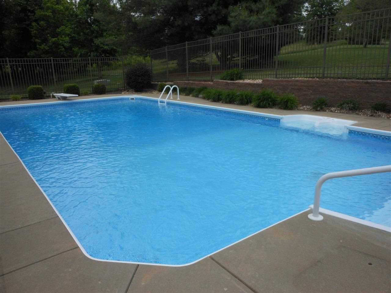 10101 Hillside Road Evansville, IN 47720 - Photo 20 of 30 Gallery Image 20