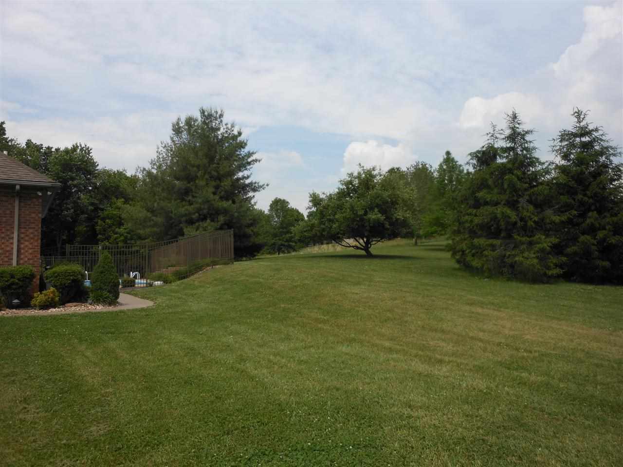 10101 Hillside Road Evansville, IN 47720 - Photo 4 of 30 Gallery Image 4