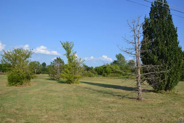 $90,000 | 1202 North 11th Street, Osage City, KS 66523