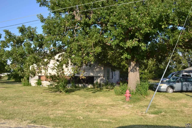 $90,000 | 1202 North 11th Street, Osage City, KS 66523
