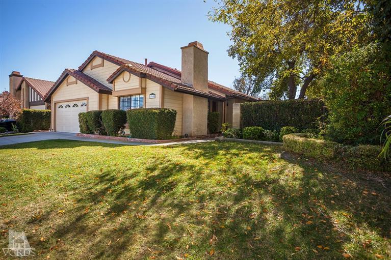 13648 Laurelhurst Road Moorpark, CA 93021 - Photo 2 of 32 a front view of a house with garden