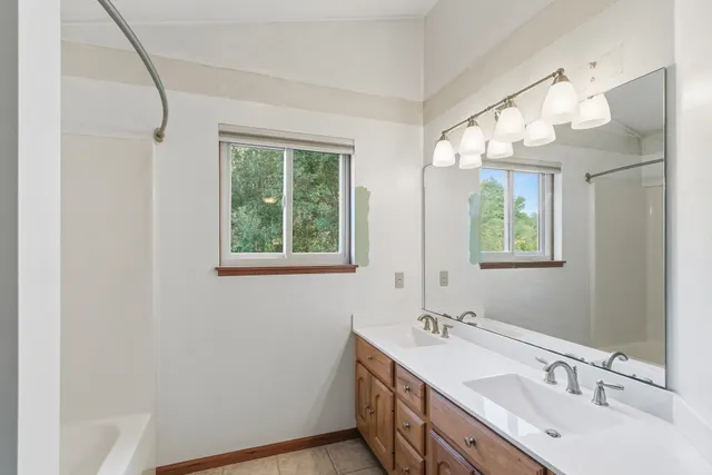 $799,000 | N2432 Highway 188, Lodi, WI 53555