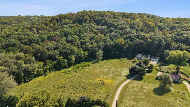 $799,000 | N2432 Highway 188, Lodi, WI 53555