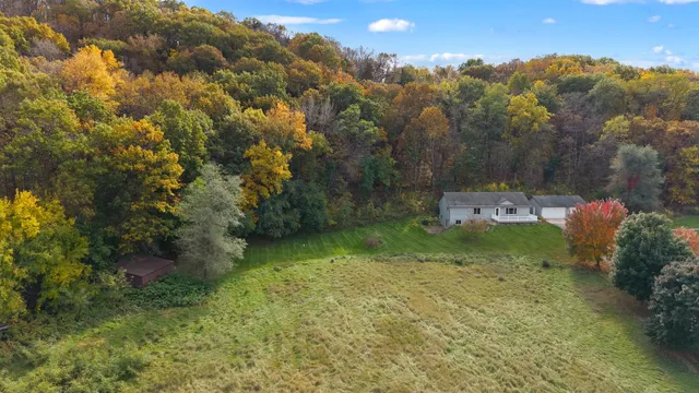 $799,000 | N2432 Highway 188, Lodi, WI 53555