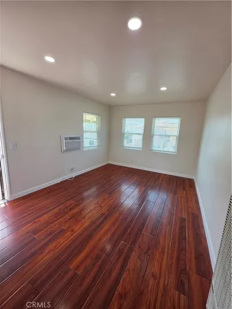 $2,195 | 5863 Whitnall Highway, Unit 4, North Hollywood, CA 91601
