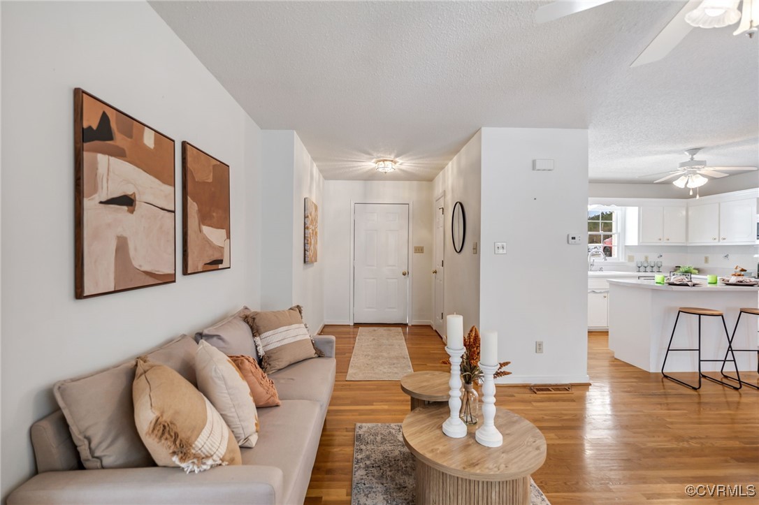 4752 Treely Road Chester, VA 23831 - Photo 8 of 37