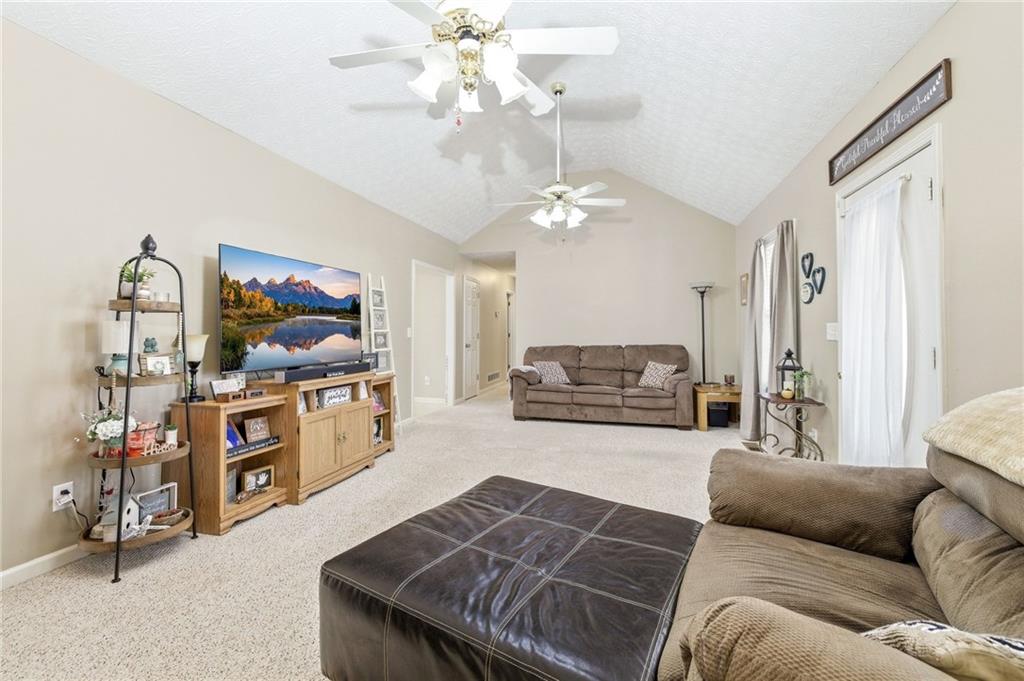 37 Cheatham Bluff Jefferson, GA 30549 - Photo 8 of 43