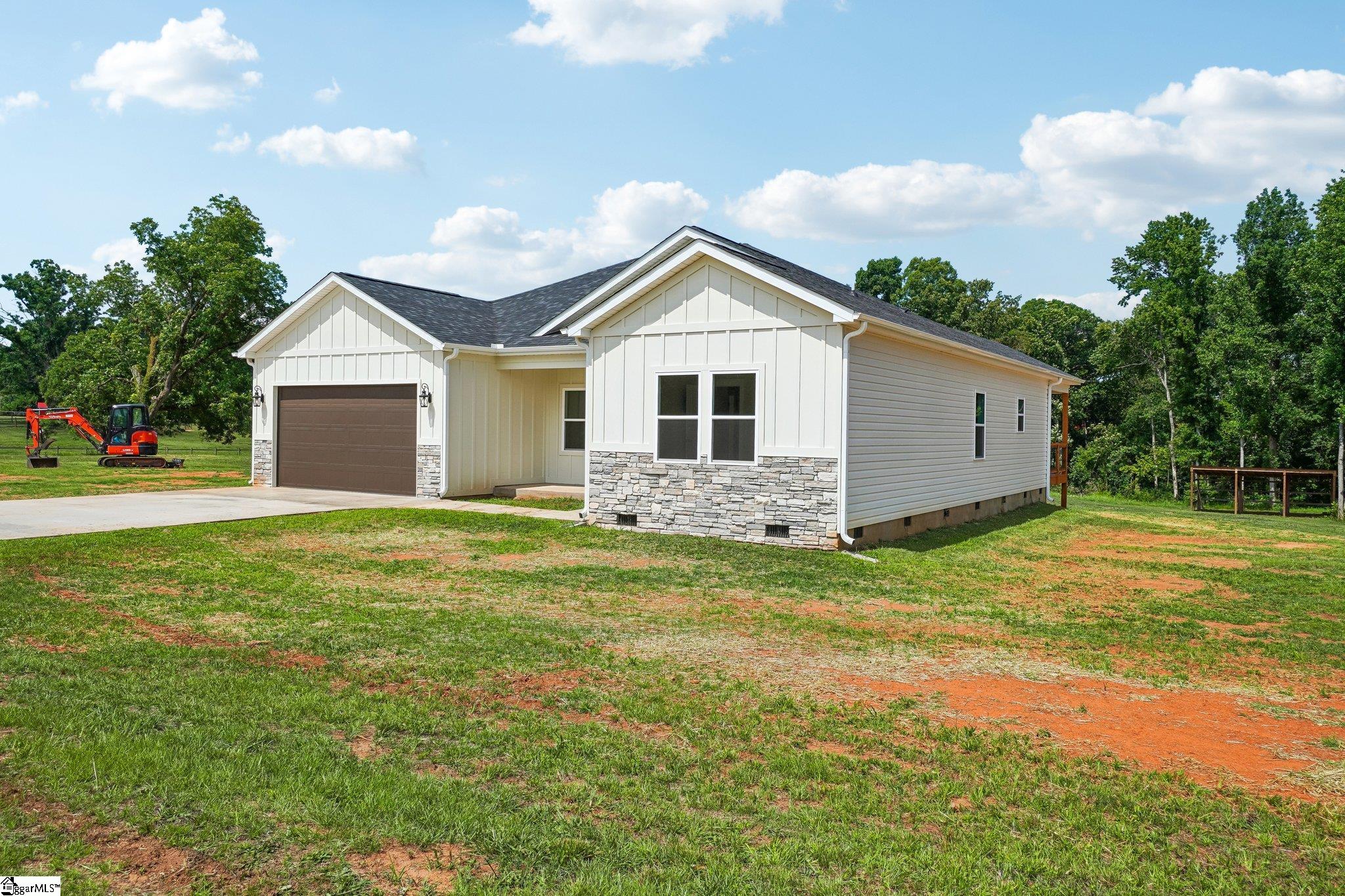 461 Cooley Springs School Road Chesnee, SC 29323 - Photo 3 of 50 Gallery Image 3
