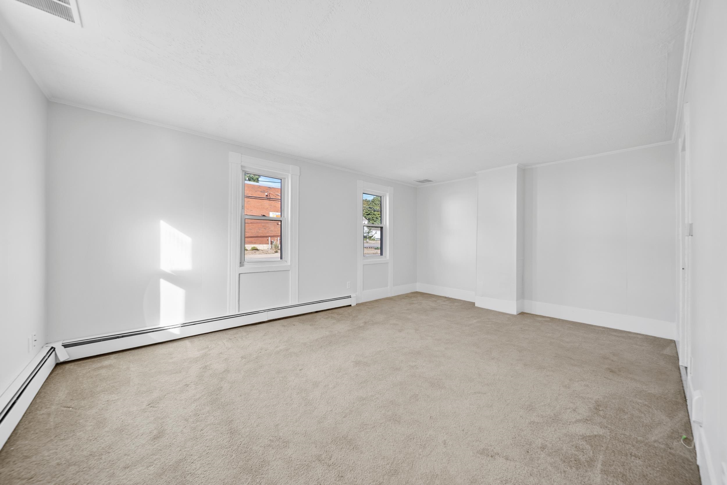 208 Main Street Somersworth, NH 03878 - Photo 13 of 31