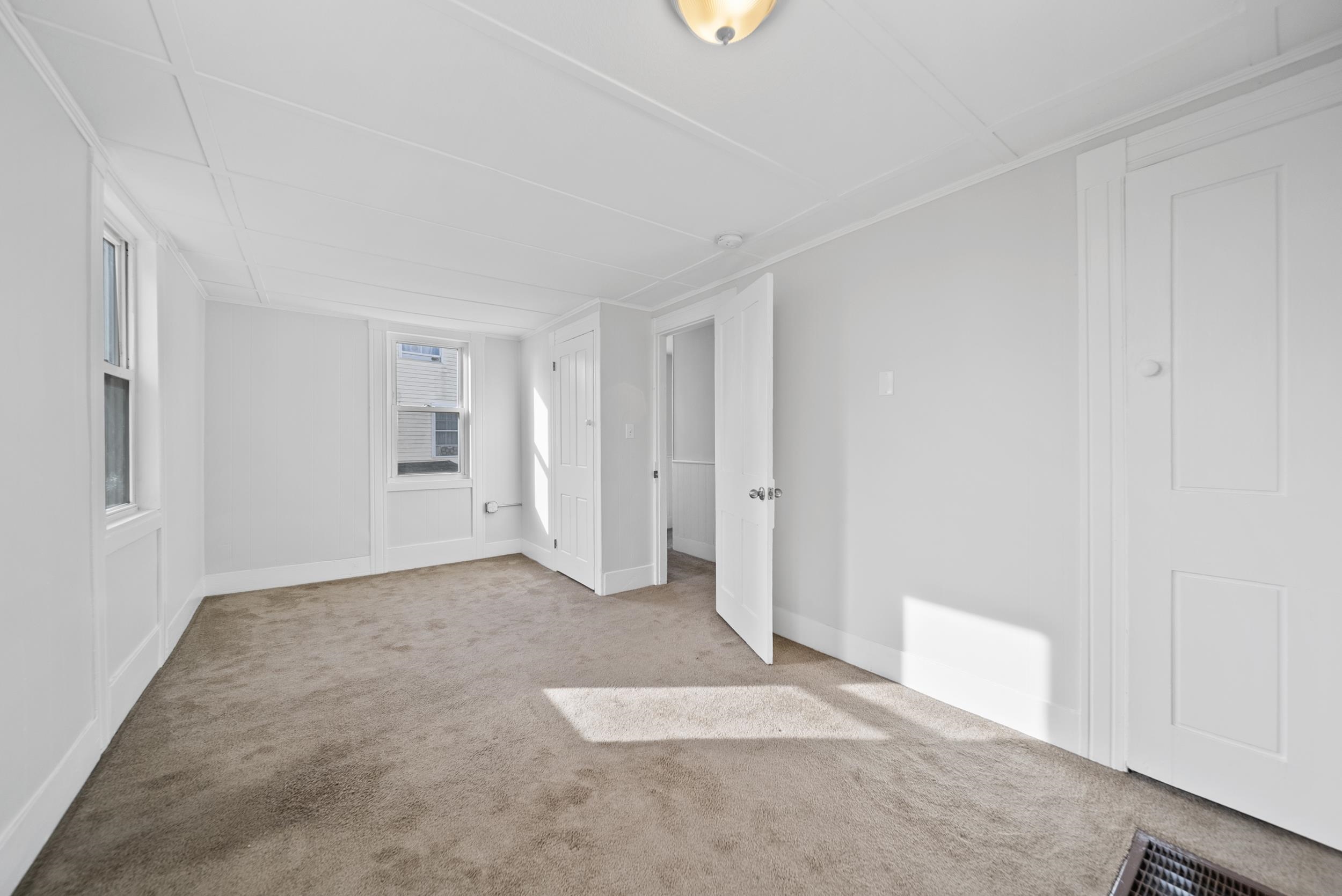 208 Main Street Somersworth, NH 03878 - Photo 18 of 31