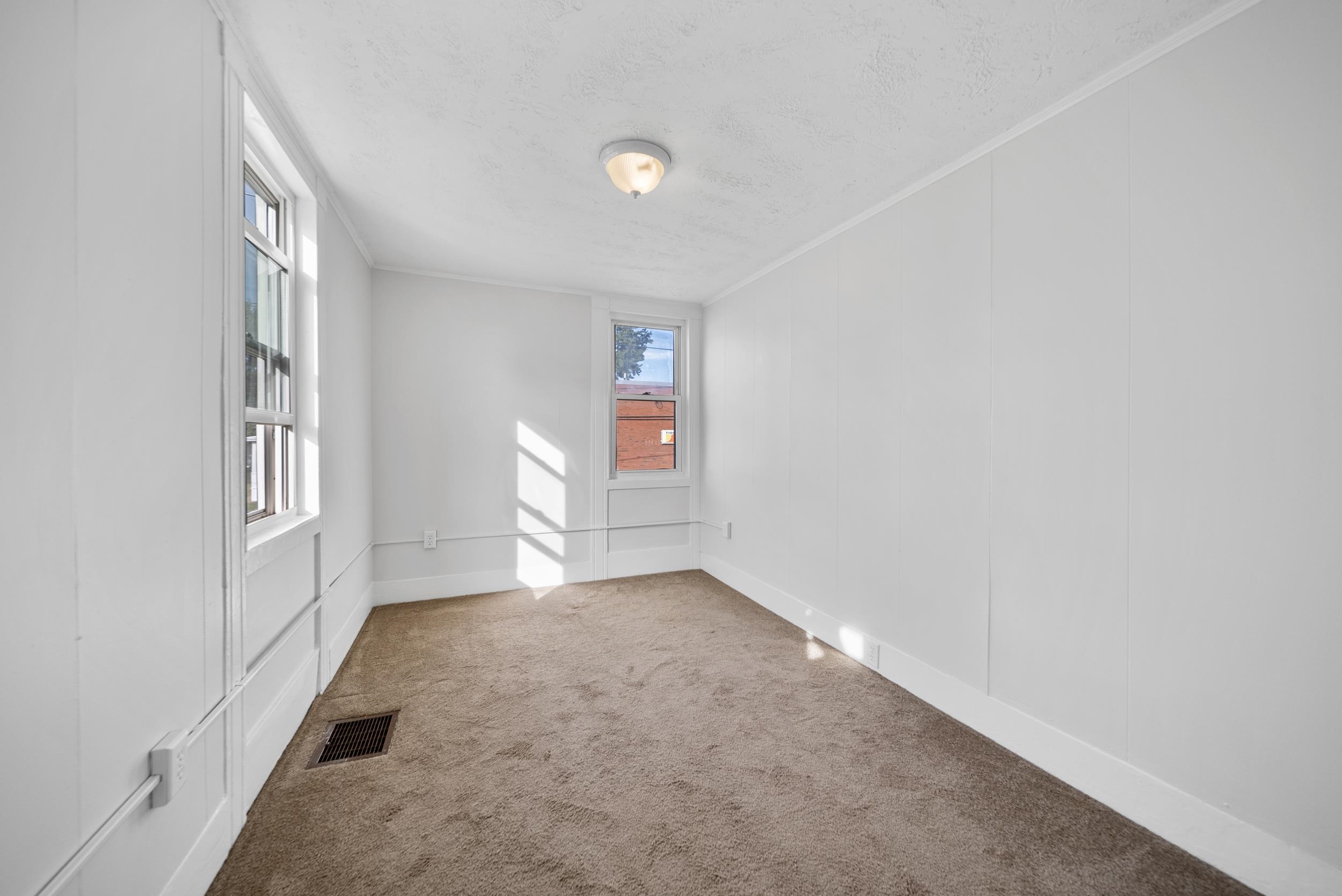 208 Main Street Somersworth, NH 03878 - Photo 21 of 31