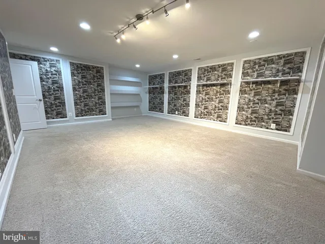 $3,500 | 18 Courier Drive, Charles Town, WV 25414