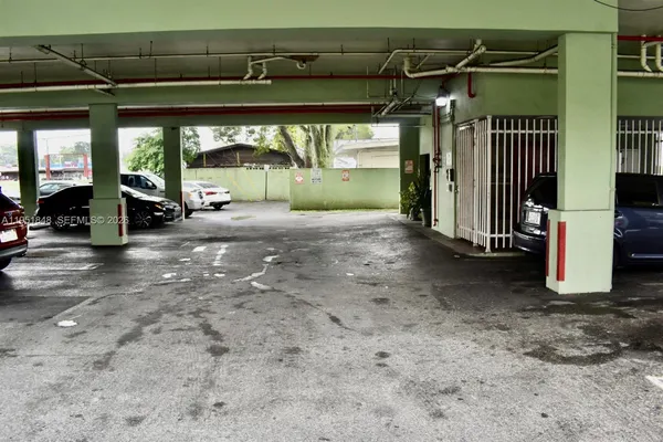 $279,900 | 616 Northwest 26th Avenue, Unit 210, Miami, FL 33125