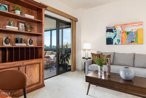 $949,000 | 10445 Wilshire Boulevard, Unit 604, Los Angeles, CA 90024