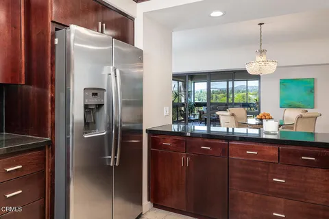 $949,000 | 10445 Wilshire Boulevard, Unit 604, Los Angeles, CA 90024