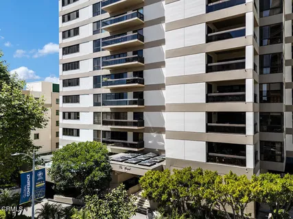 $949,000 | 10445 Wilshire Boulevard, Unit 604, Los Angeles, CA 90024