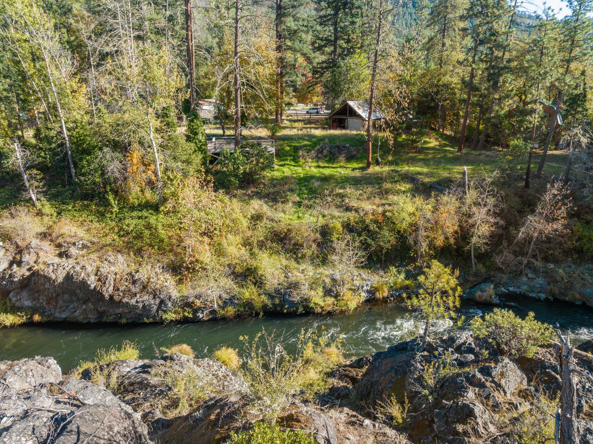 14150 Upper Applegate Road Jacksonville, OR 97530 - Photo 3 of 24 15-web-or-mls-DJI_0926