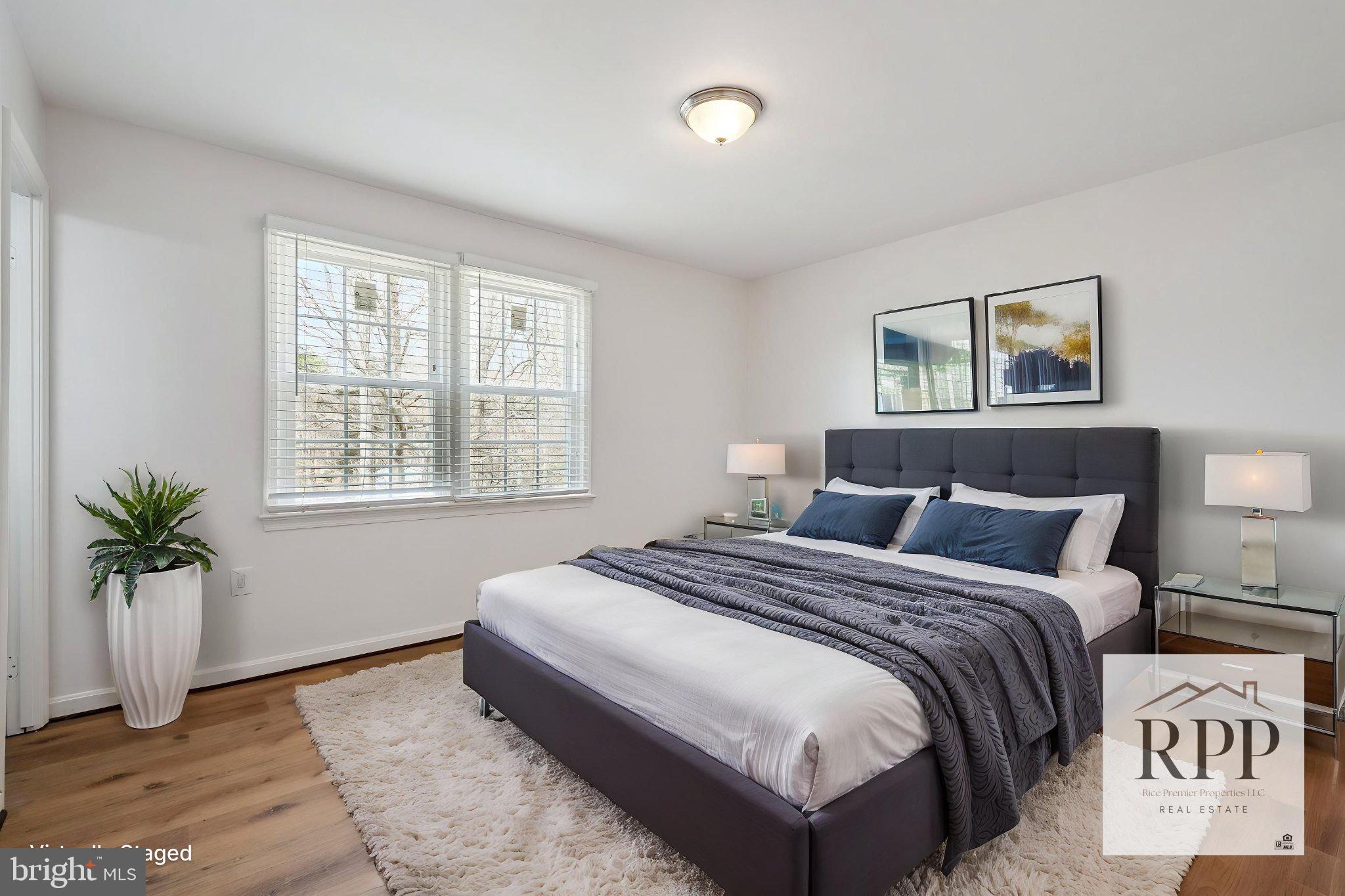 6803 Middlefield Road Fort Washington, MD 20744 - Photo 14 of 36 Bright and inviting bedroom retreat.
