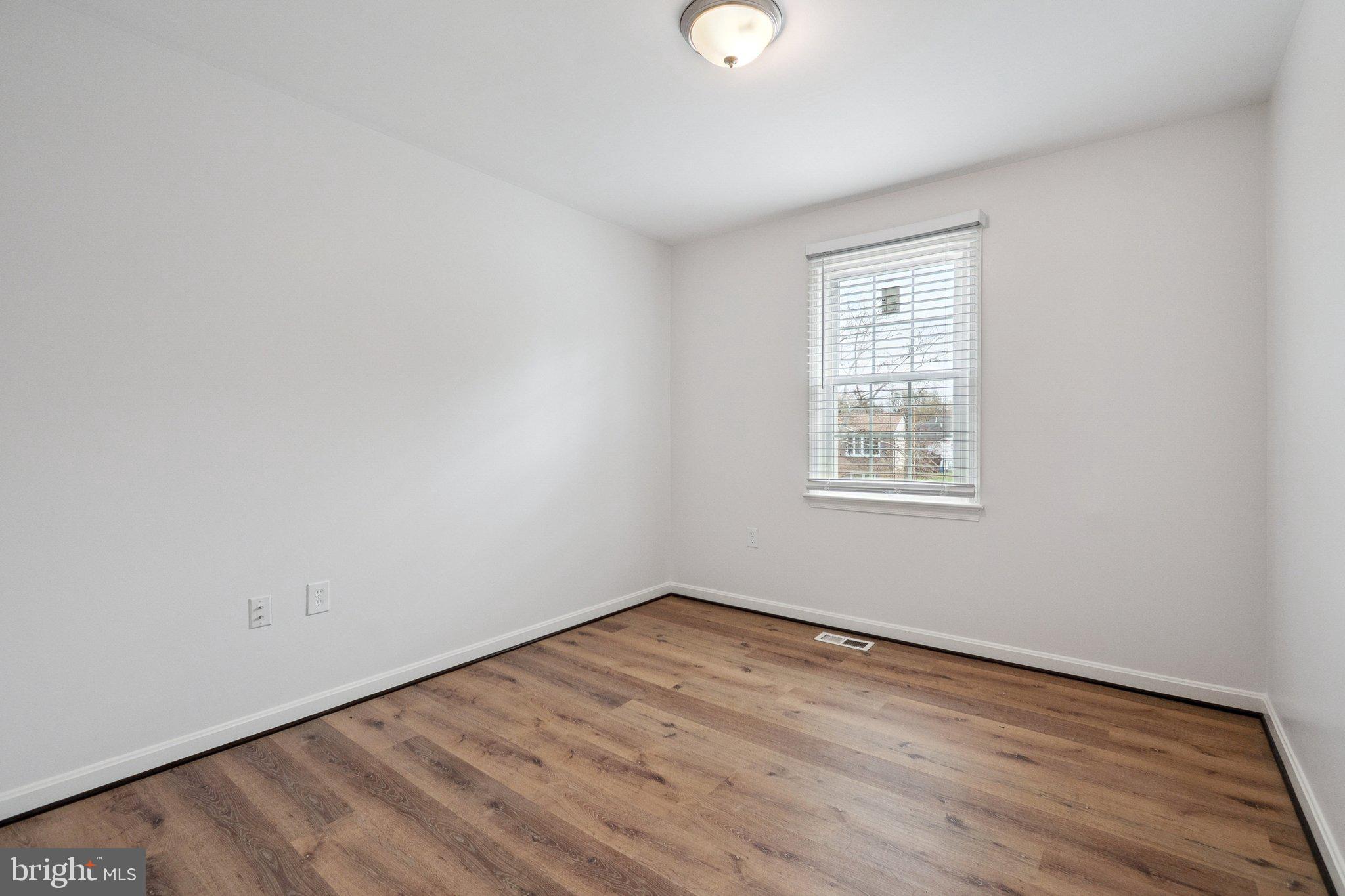 6803 Middlefield Road Fort Washington, MD 20744 - Photo 19 of 36