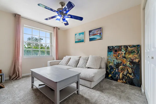 $639,000 | 938 Southeast Westminster Place, Stuart, FL 34997