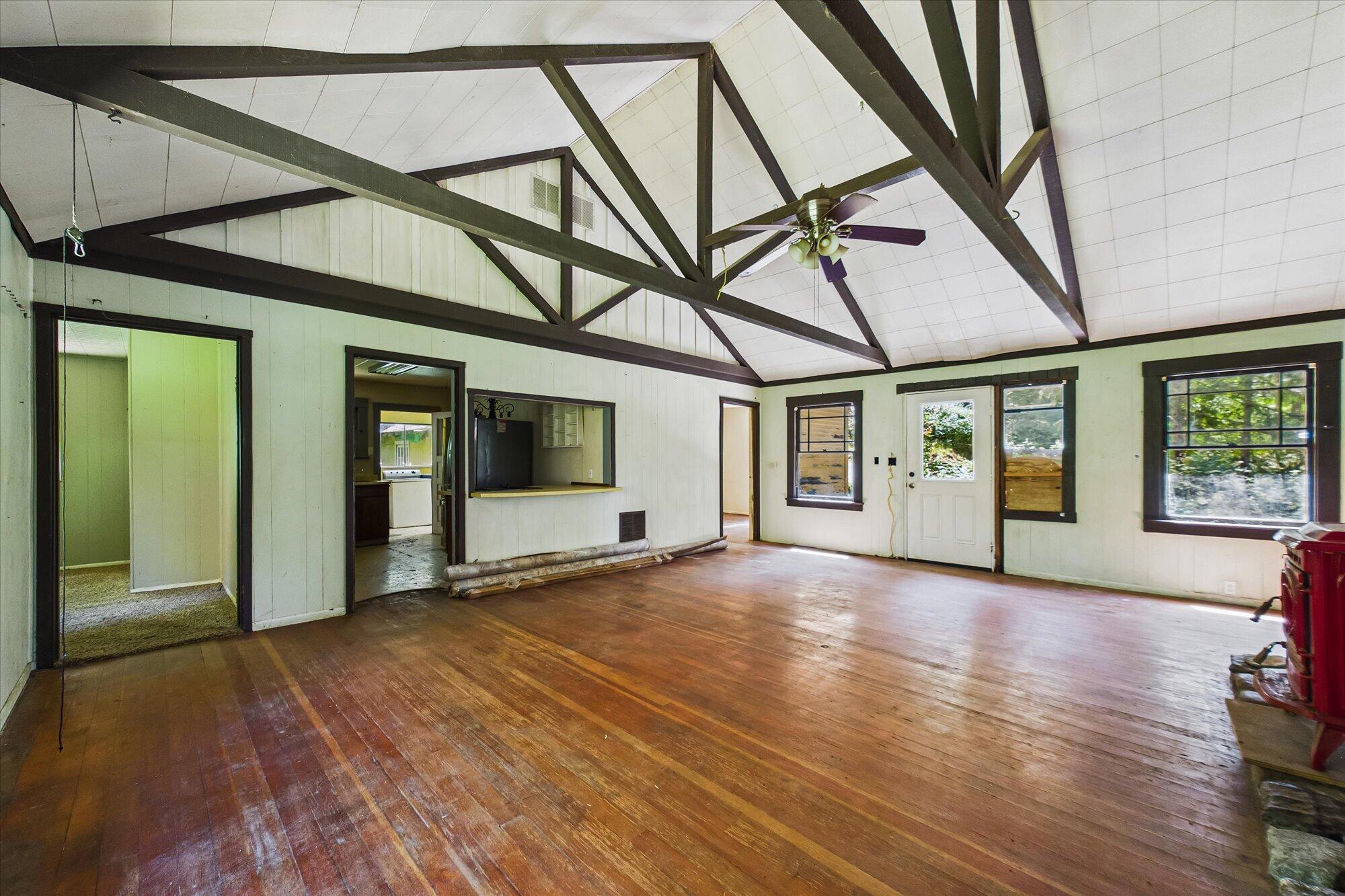 1122 Sprowl Creek Road Garberville, CA 95542 - Photo 13 of 49