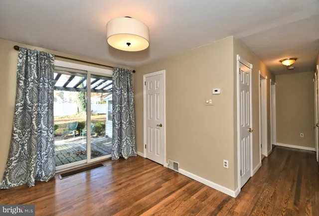 $2,500 | 660 Osborne Avenue, Morrisville, PA 19067