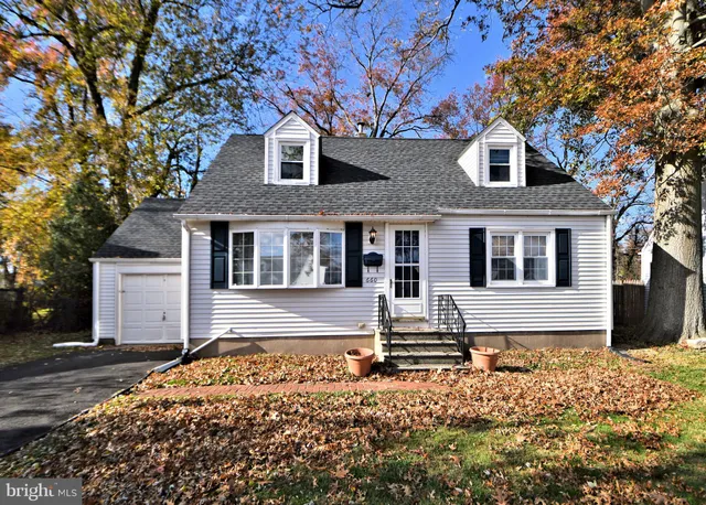 $2,500 | 660 Osborne Avenue, Morrisville, PA 19067