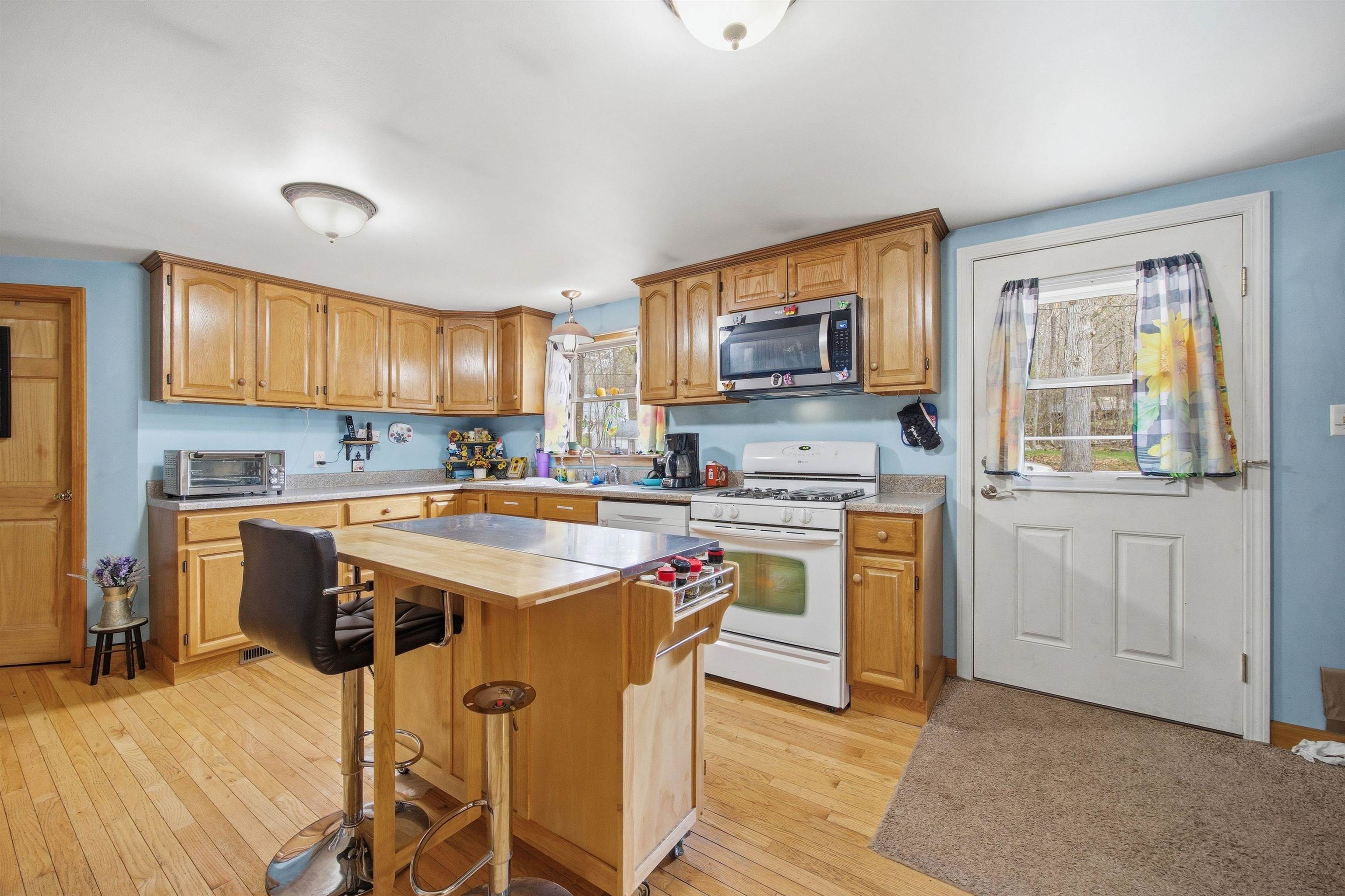 252 Merrymeeting Road New Durham, NH 03855 - Photo 22 of 36