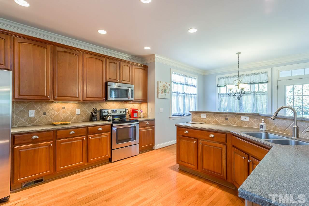 102 Roundtop Road Cary, NC 27519 - Photo 12 of 21 Gallery Image 12