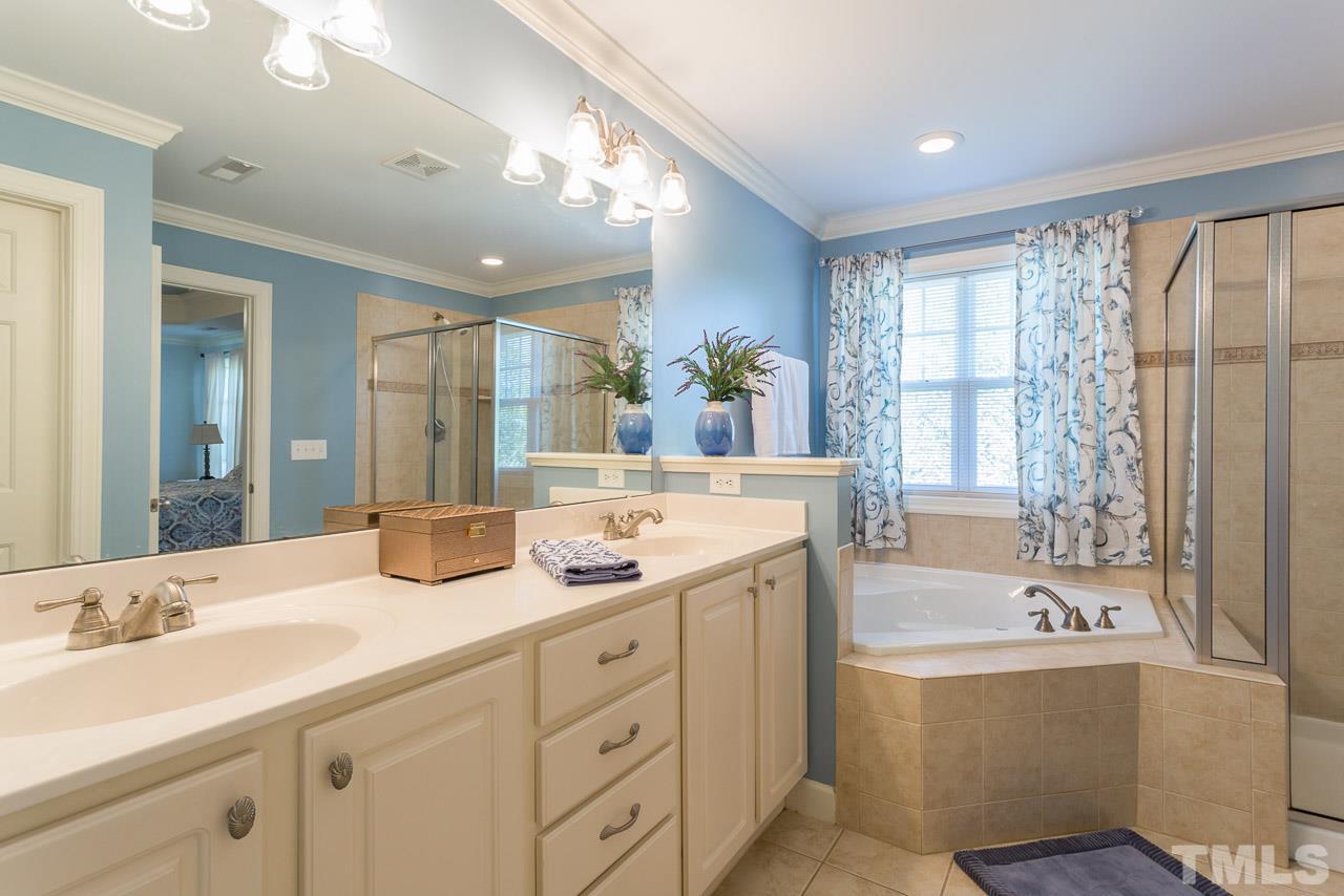 102 Roundtop Road Cary, NC 27519 - Photo 18 of 21 Gallery Image 18