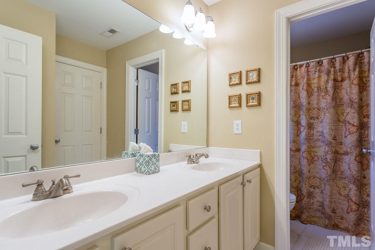 102 Roundtop Road Cary, NC 27519 - Photo 19 of 21 Gallery Image 19