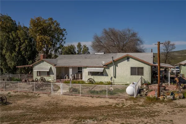 $3,800,000 | 3160 Gillis Cyn Road, Shandon, CA 93461