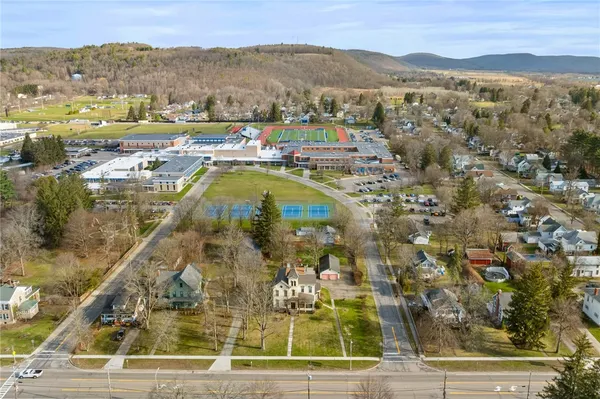 $344,900 | 110 West Washington Street, Bath, NY 14810